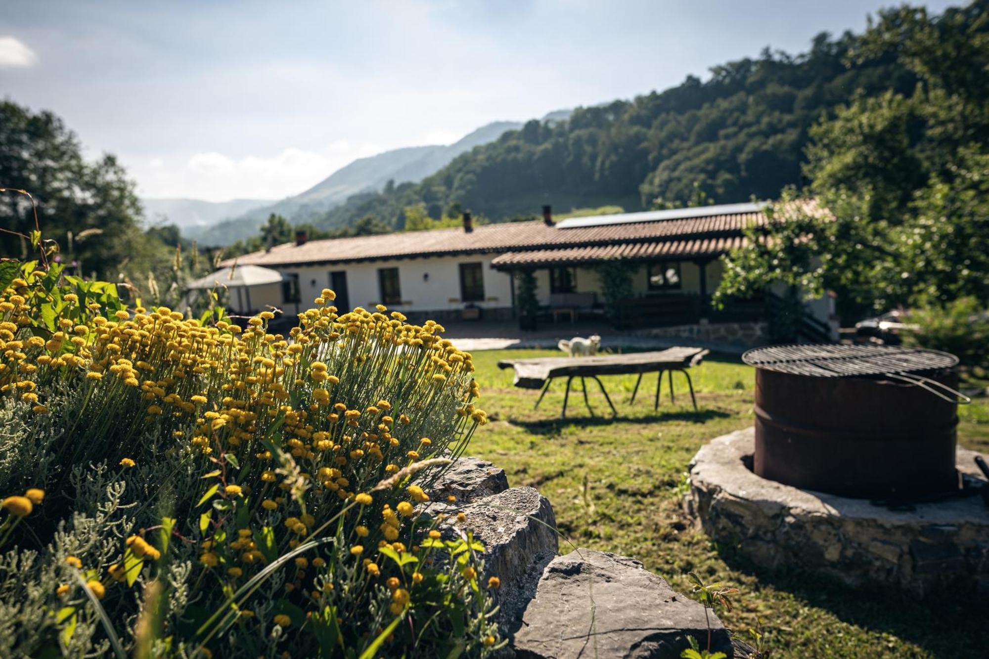 Finca La Naguada Casa Rural En Asturias Beloncio Zewnętrze zdjęcie